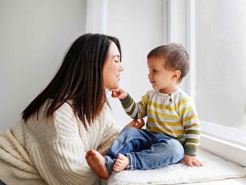 toddler-still-needs-mom