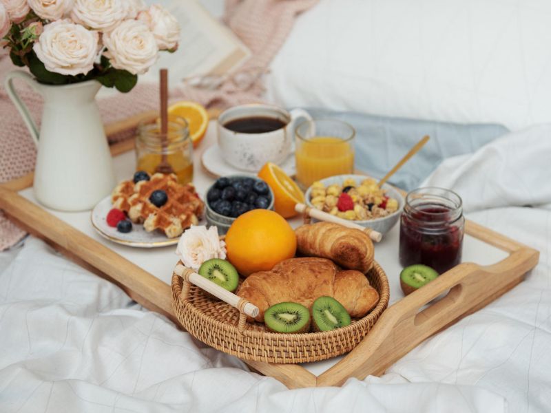 breakfast tray