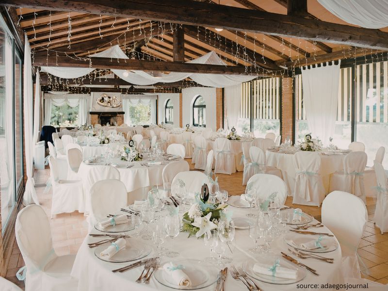 intimate-wedding-reception