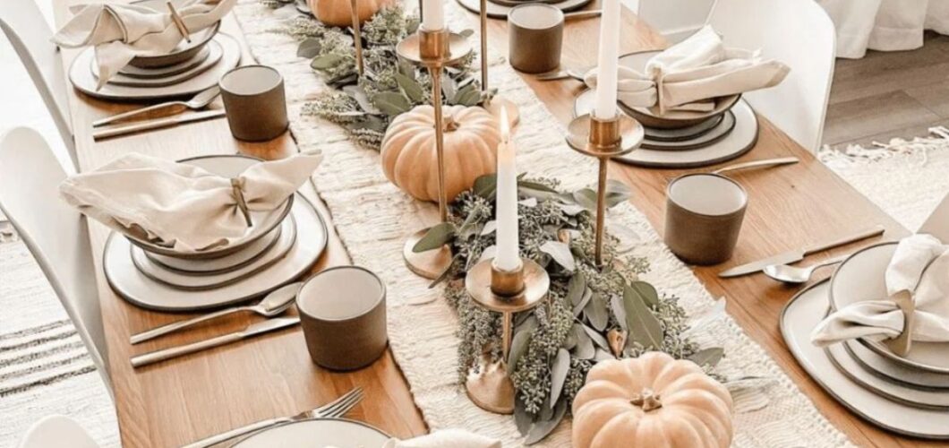 13 Simple Thanksgiving Table Decor Ideas for a Warm, Welcoming Home